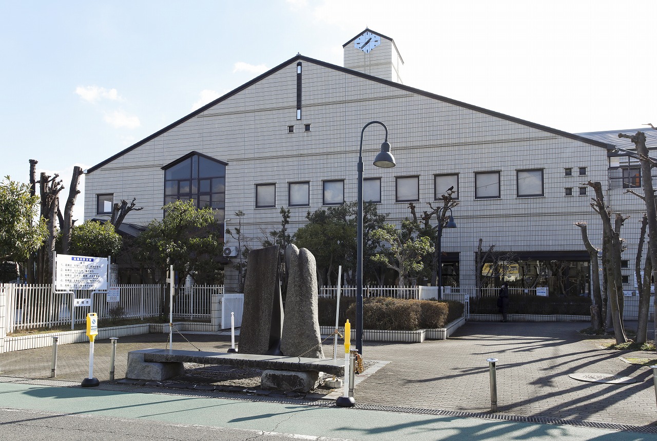 高槻市立小寺池図書館