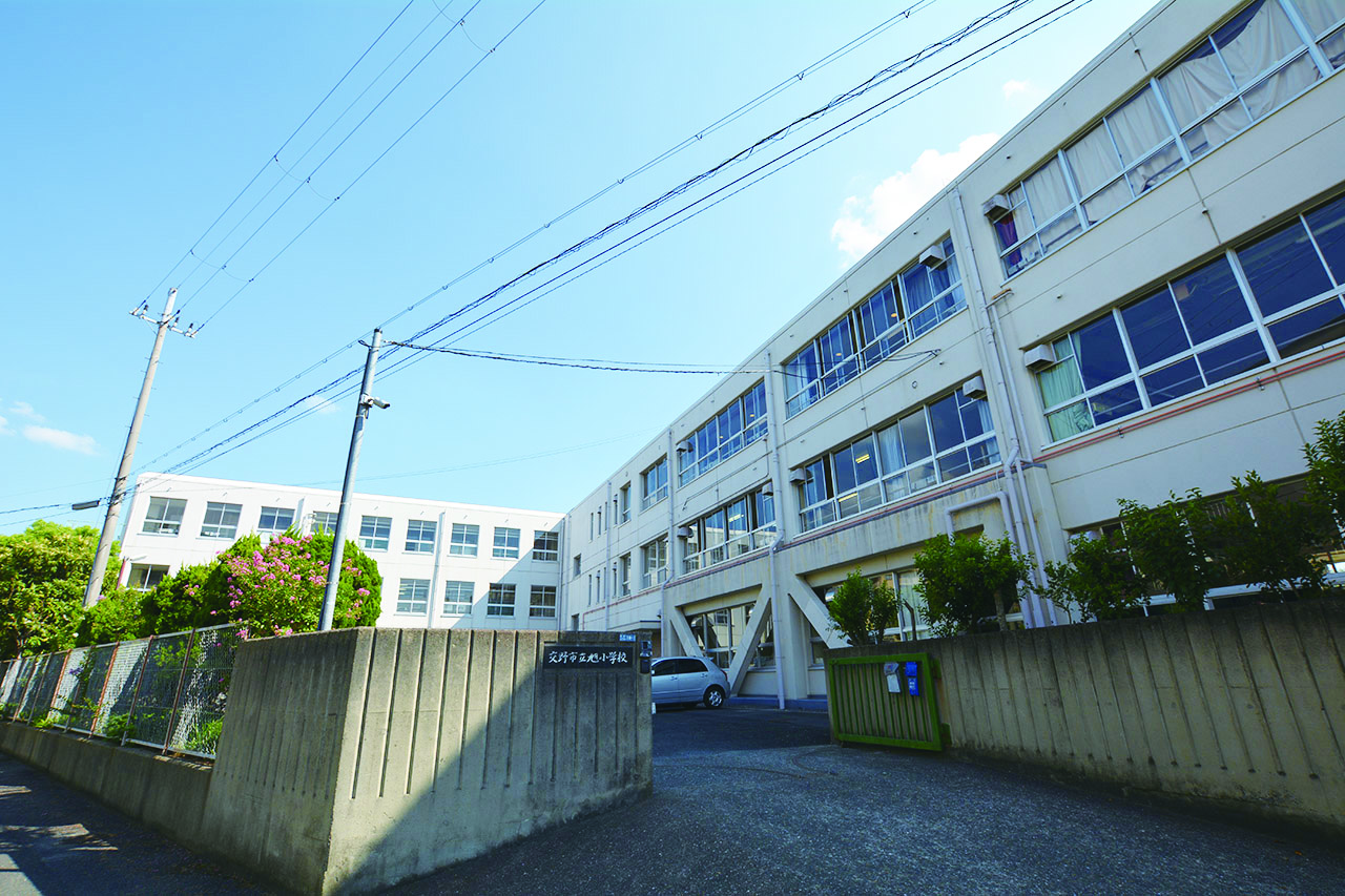 市立旭小学校